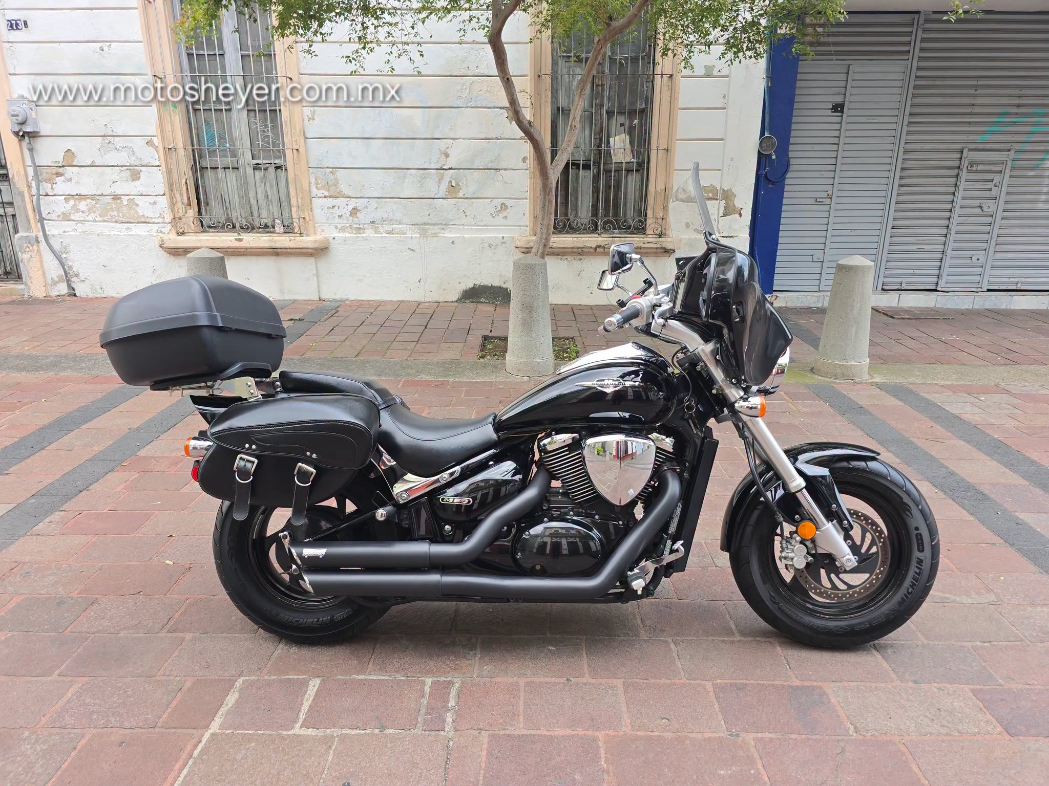 Suzuki Boulevard m50 o 805 cc año 2009 vin 2575 millas 16035